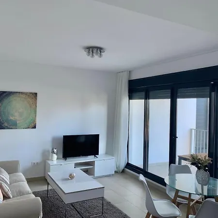 Apartamento Primera Linea De Playa Con Piscina Apartamento Rota