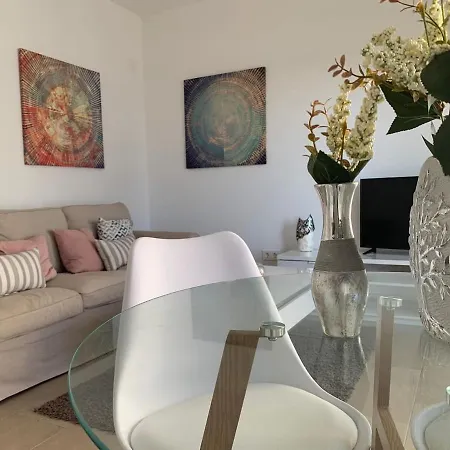 Apartamento Primera Linea De Playa Con Piscina Apartamento Rota