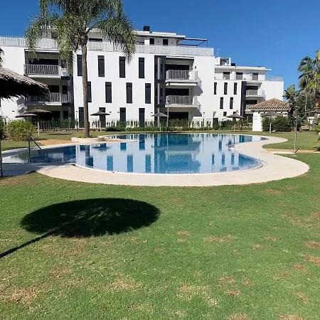 Apartamento Apartamento Primera Linea De Playa Con Piscina Rota